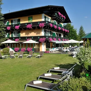 4* Hotel Eva,garden